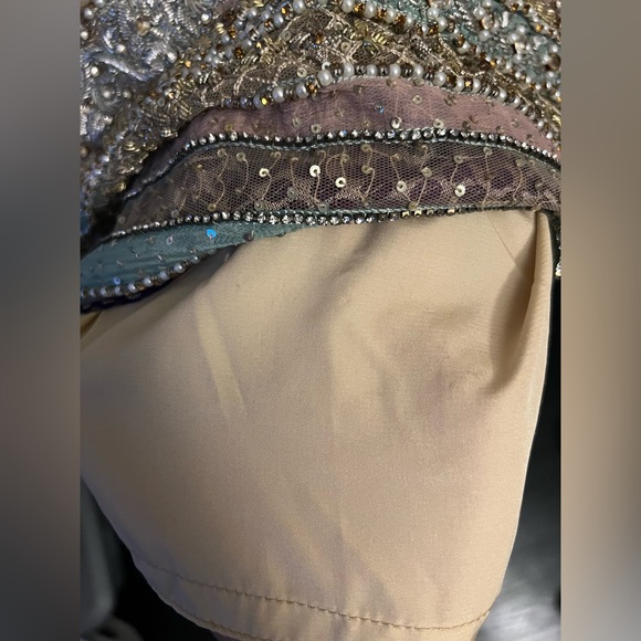 Pakistani Indian Designer Dress Heavy Hand Embroidery Heavy Shalwar Kameez Sz Sm - Picture 13 of 16